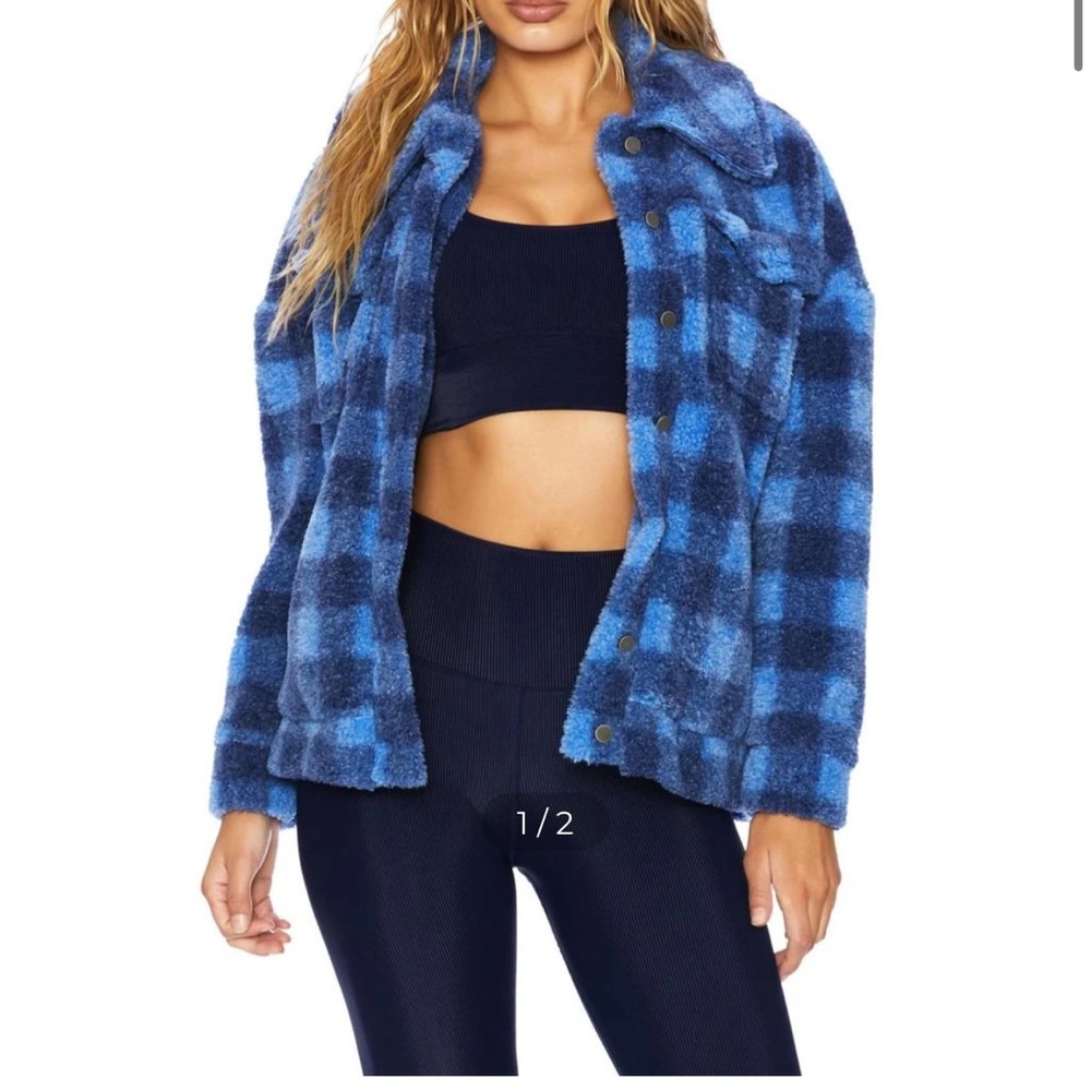 BEACH RIOT SHERPA JACKET